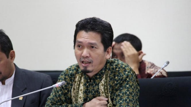 Angota Komisi I DPR, dari Fraksi PKS, Al Muzzammil Yusuf.