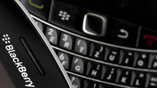 BB10 Segera Beraksi, RIM Geber Jumlah Aplikasi