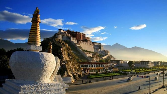 Keindahan Istana Potala Tibet