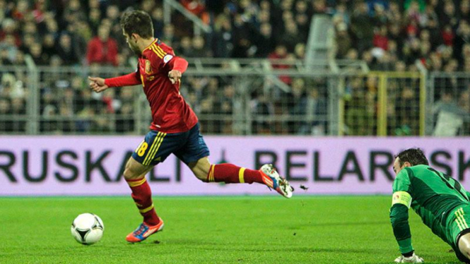 Jordi Alba mencetak gol vs Belarusia