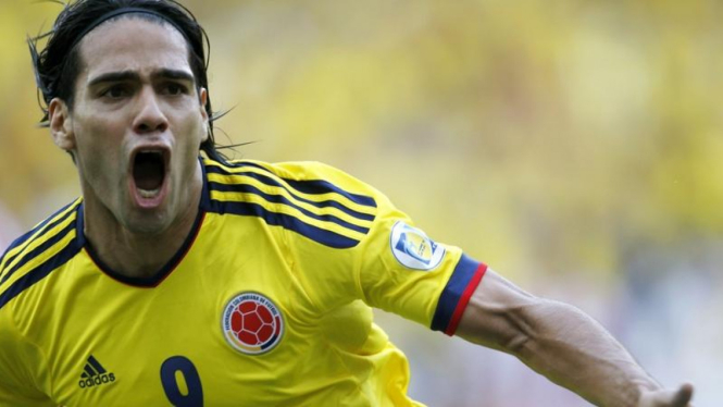 Radamel Falcao saat mencetak gol untuk Kolombia