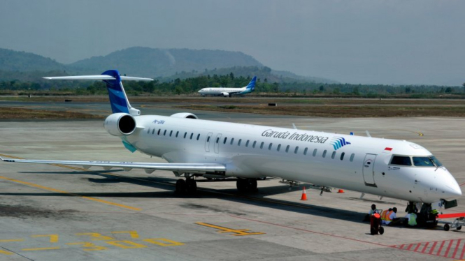 pesawat Garuda Bombardier CRJ1000 NexGen