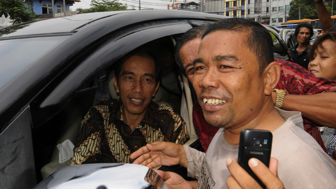 Jokowi Tinjau Kp Melayu