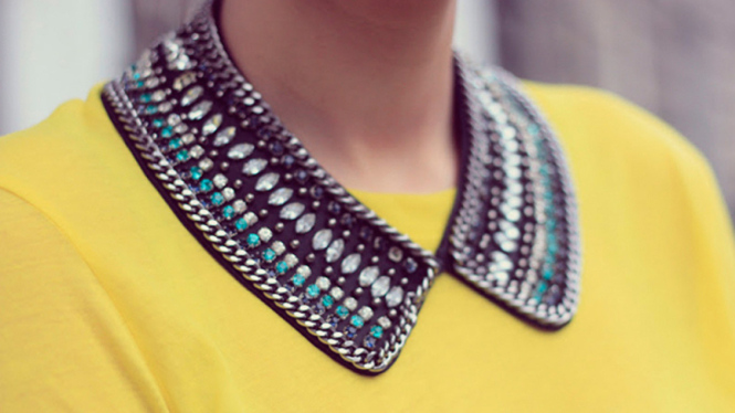 Collar necklace