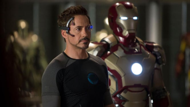 Robert Downey Jr, pemeran Tony Stark dan Iron Man.