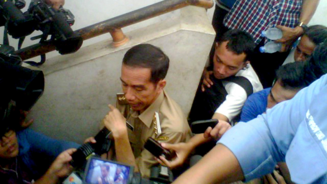 Jokowi di Pasar Lokbin, Kemayoran
