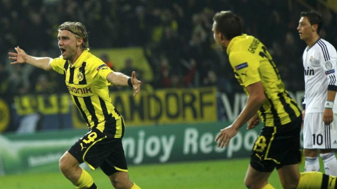 Pemain Borussia Dortmund, Marcel Schmelzer