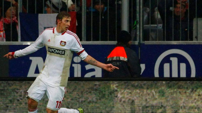 Stevan Kiessling rayakan gol ke gawang Munich