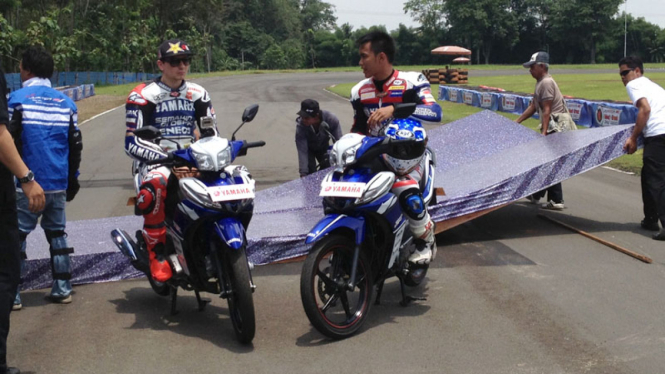 Lorenzo dan Doni Tata