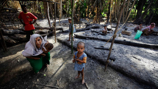 Bentrok Rakhine-Rohingya Tewaskan 84 Orang