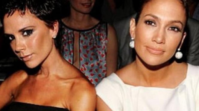 Victoria Beckham dan Jennifer Lopez