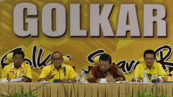 Aburizal Bakrie Sampaikan Pernyataan Politik Rapimnas IV Partai Golkar 2012