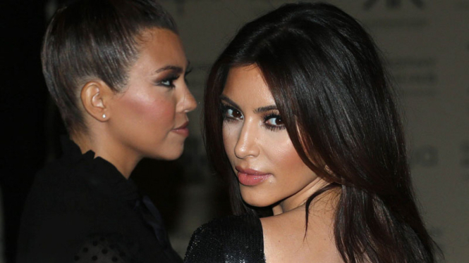 Kourtney dan Kim Kardashian