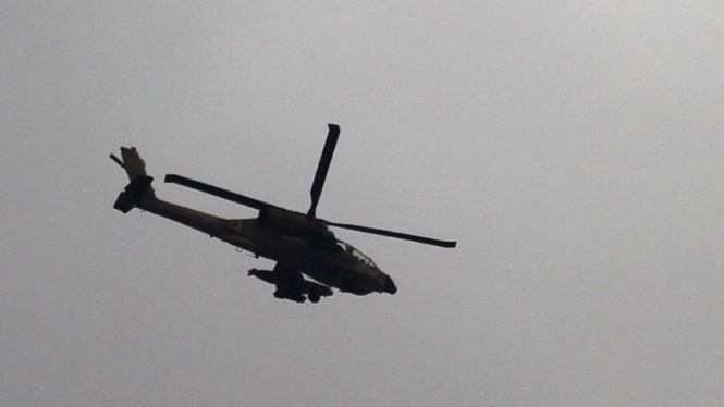 Helikopter Apache Israel berpatroli di perbatasan dekat Gaza
