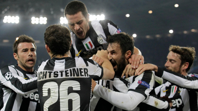 Pemain Juventus saat merayakan gol ke gawang Chelsea