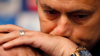 Diberitakan Hengkang, Mourinho Enggan Komentar