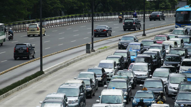 Kondisi ruas jalan yang diberlakukan 3 in 1.