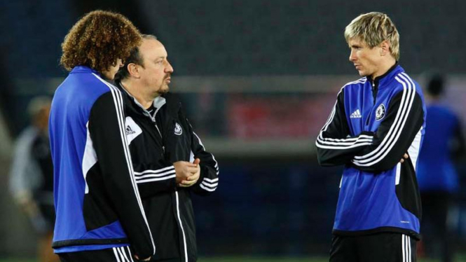 (ki-ka) David Luiz, Rafael Benitez dan Fernando Torres