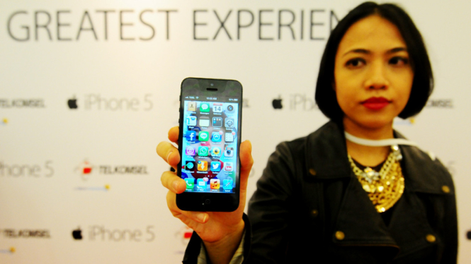 Peluncuran Perdana IPhone 5 di Jakarta