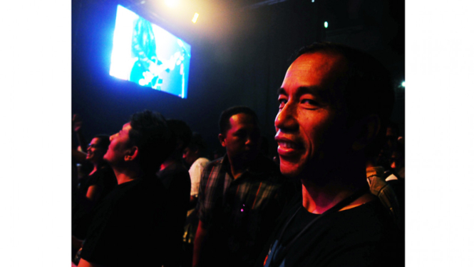 Jokowi di Konser Guns N' Roses