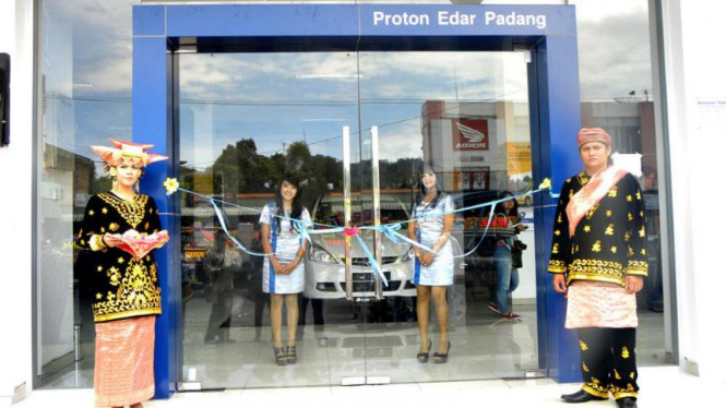 Dealer Proton di Padang