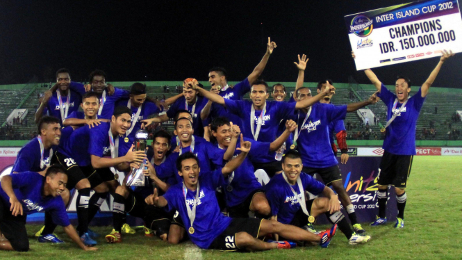 Sriwijaya FC, juara Inter Island Cup 2012