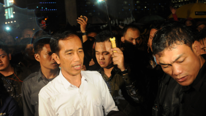 Jokowi Keliling Bundaran HI