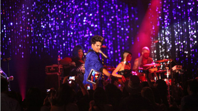 Adam Lambert Tahun Baru di Bali