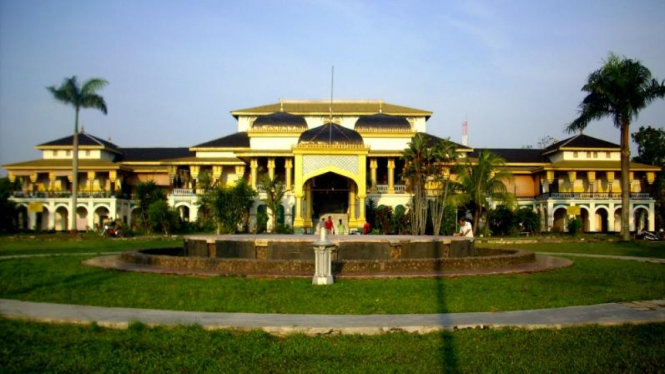 Istana Maimun Medan 