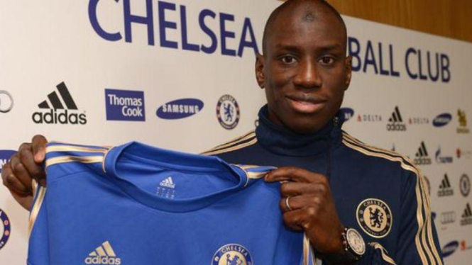 Striker Chelsea, Demba Ba