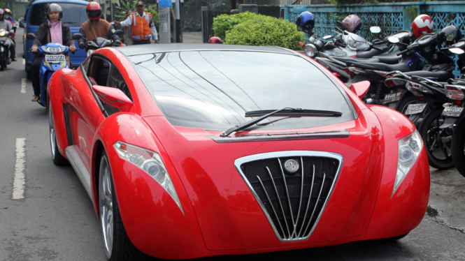 Mobil listrik sport Tucuxi milik Dahlan Iskan.