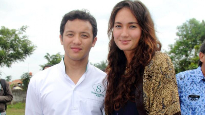   Nadine Chandrawinata dan Moreno Soeprapto