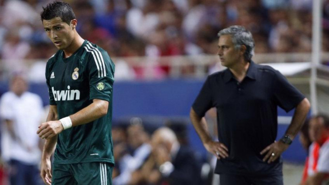 Cristiano Ronaldo (kiri) dan Jose Mourinho saat masih di Real Madrid.