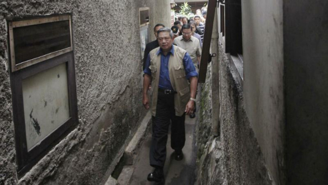 Presiden SBY tinjau lokasi banjir di Jatinegara