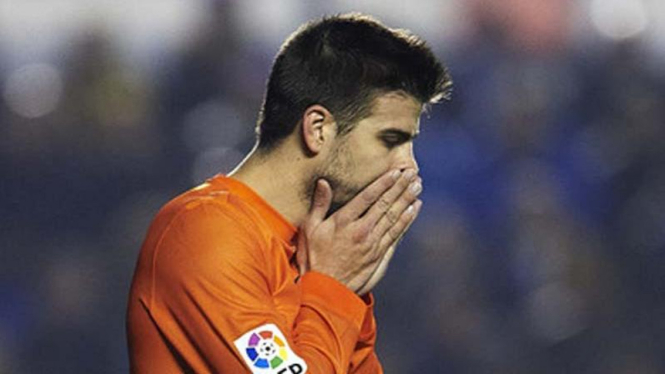 Bek Barcelona, Gerard Pique