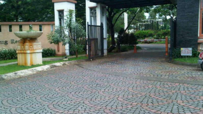 Kompleks Menteng Residance, Pondok Ranji, Ciputat, Tanggerang Selatan,