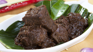 Komentari Rendang, Chef Asal Inggris Di-bully Warganet