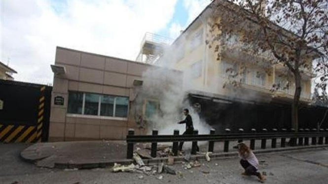 Bom di Kedubes AS di Turki