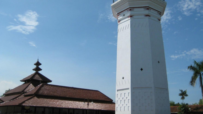  Masjid Agung Banten