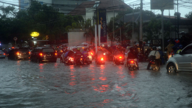 Banjir di Kawasan Cikini