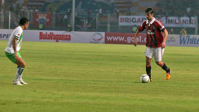 Ac Milan vs Indonesia All Stars 2013