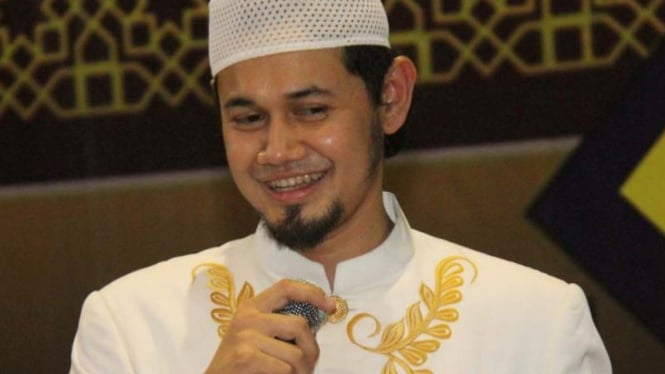 Ustadz Guntur Bumi