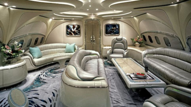 Interior mewah pesawat jet