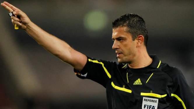 Wasit asal Hongaria, Viktor Kassai