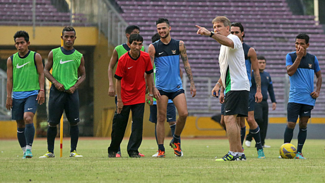 Pelatih Timnas Indonesia Luis Manuel Blanco