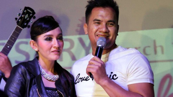 Indah Sari dan Saipul Jamil