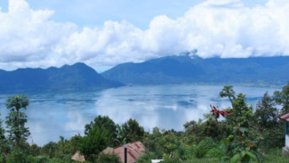 Inspirasi dari Keindahan Danau Maninjau