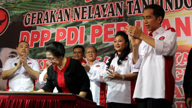 Megawati dan Jokowi Menghadiri Gerakan Nelayan Tani Indonesia