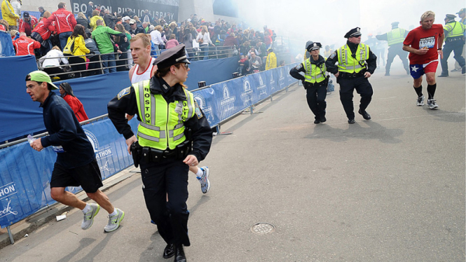 bom meledak pada lomba marathon di Boston