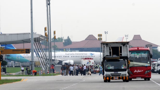 Industri Penerbangan - Garuda Indonesia